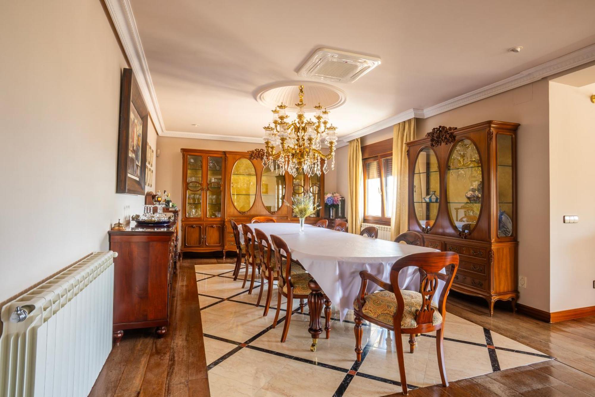 Mansion Con Jacuzzi A 40 Grados, Gran Piscina Y Padel Villa El Tiemblo Eksteriør bilde