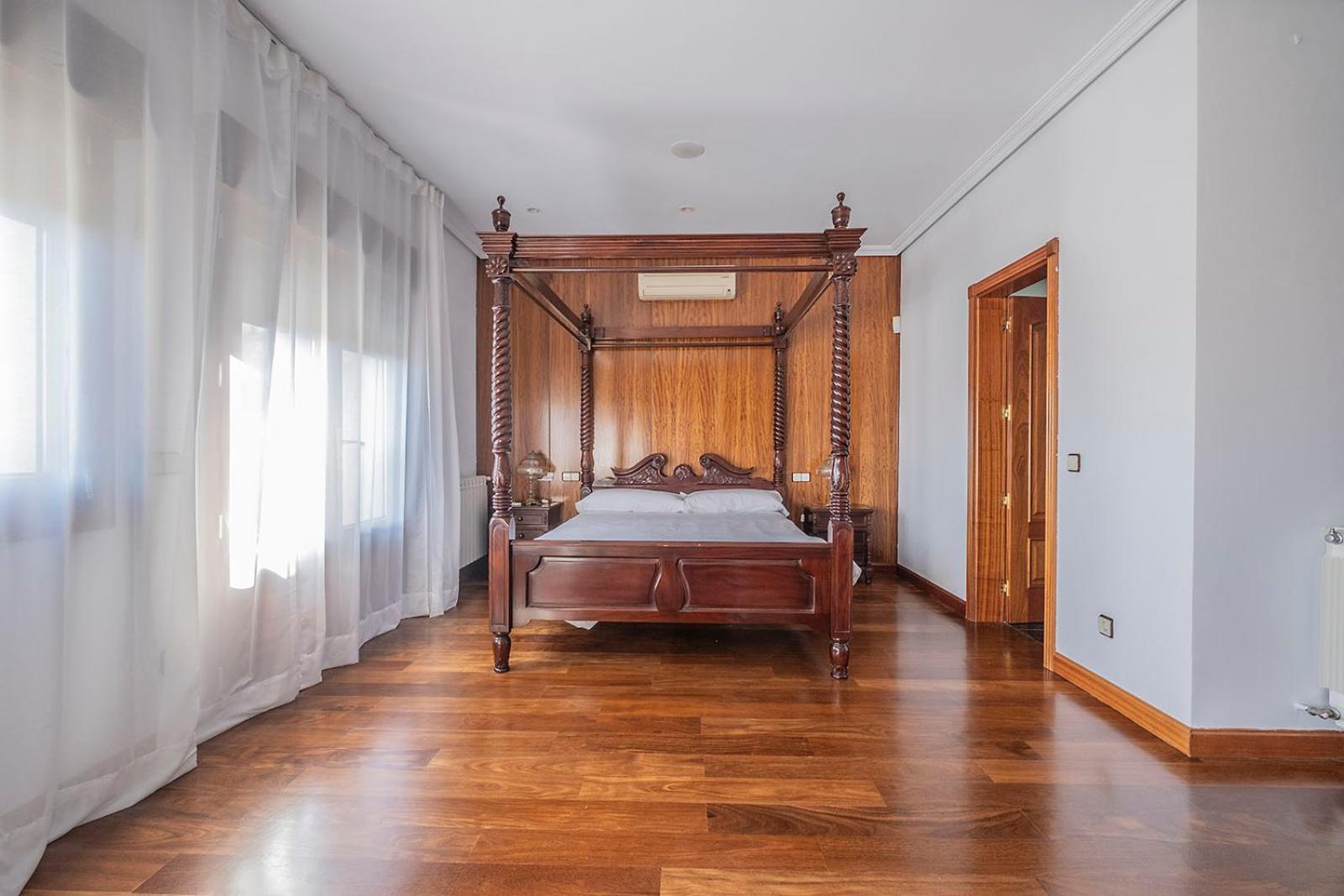 Mansion Con Jacuzzi A 40 Grados, Gran Piscina Y Padel Villa El Tiemblo Eksteriør bilde