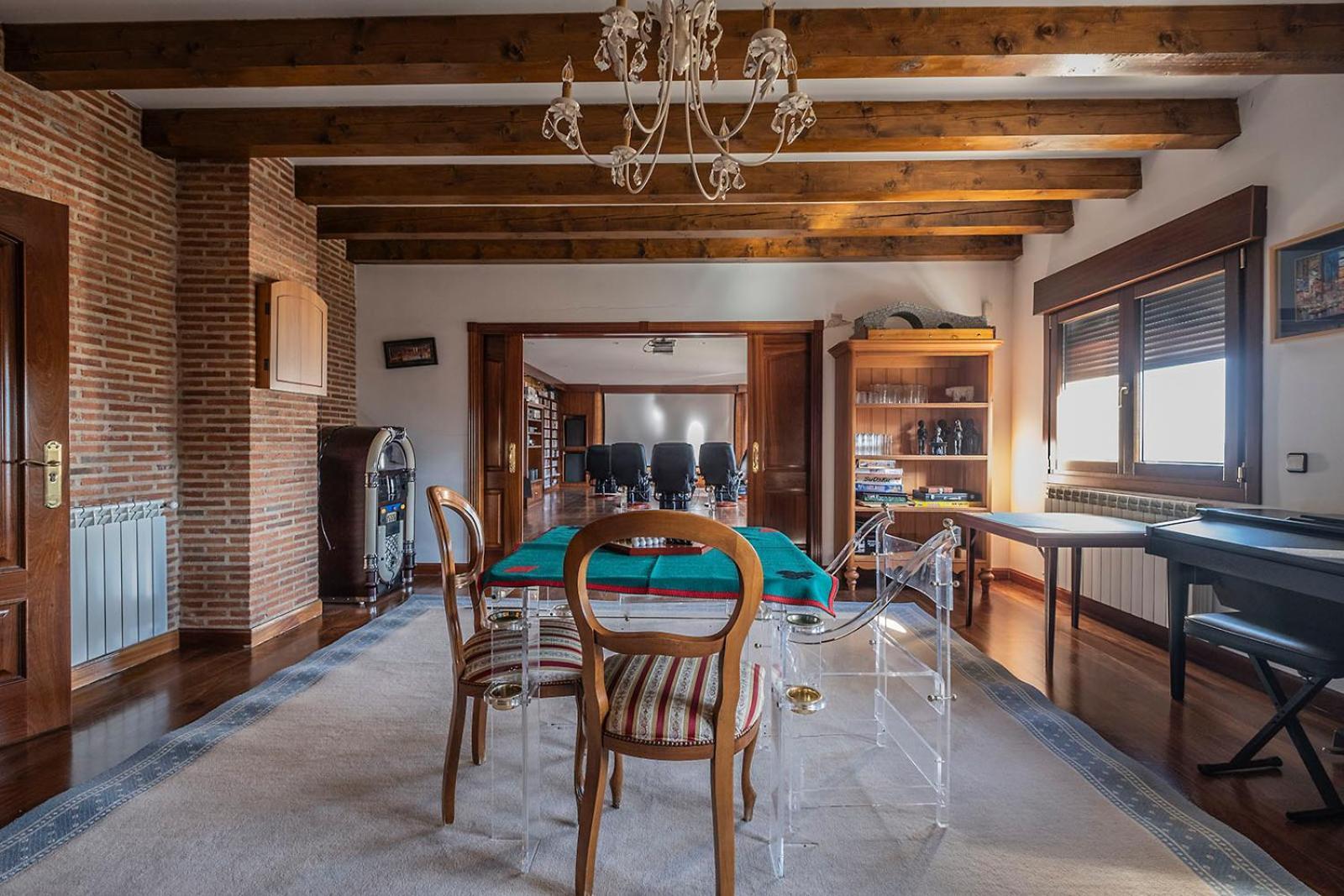 Mansion Con Jacuzzi A 40 Grados, Gran Piscina Y Padel Villa El Tiemblo Eksteriør bilde